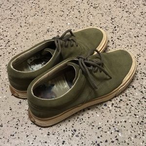 Tommy Bahama Sneakers